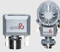 BETA - differential pressure switch
Housing: aluminium, IP66, electrical connection M 20 x 1.5
Adjustment range: 1.0 - 14.5 bar
Max. working pressure: 140 bar
Connection: R 1/2" female, 316 SS
Diaphragm/O-ring: Buna-N/Buna-N
Microswitch: VAC 480/15 VDC 125/0.5
for direct current with silver contacts
"V=Protective varnish against fungal attack (inside)"
By request:
Switching point bar falling/rising set at the factory and documented on a paper tag on the switch